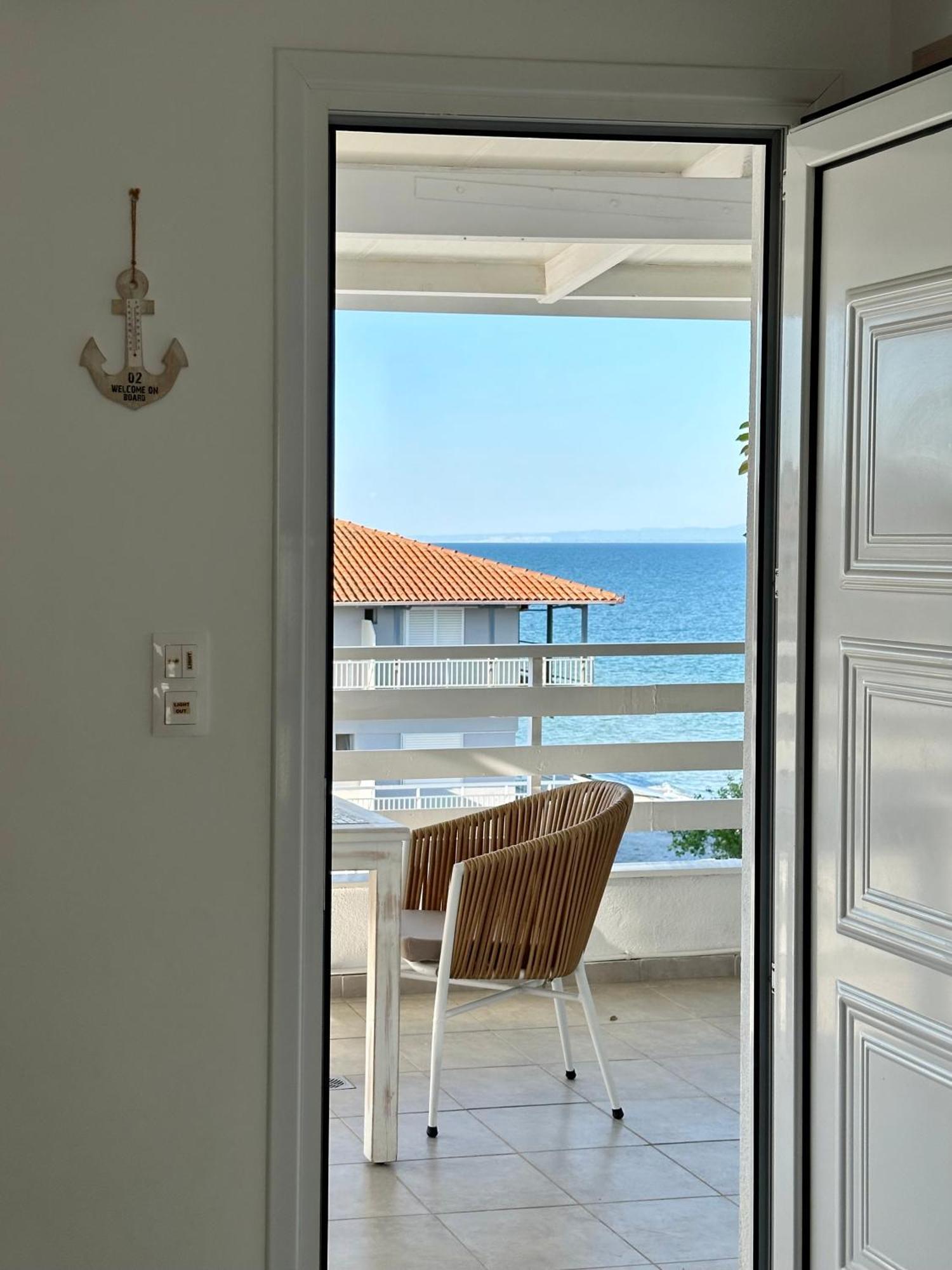 Filoxenia Paralia Exterior photo